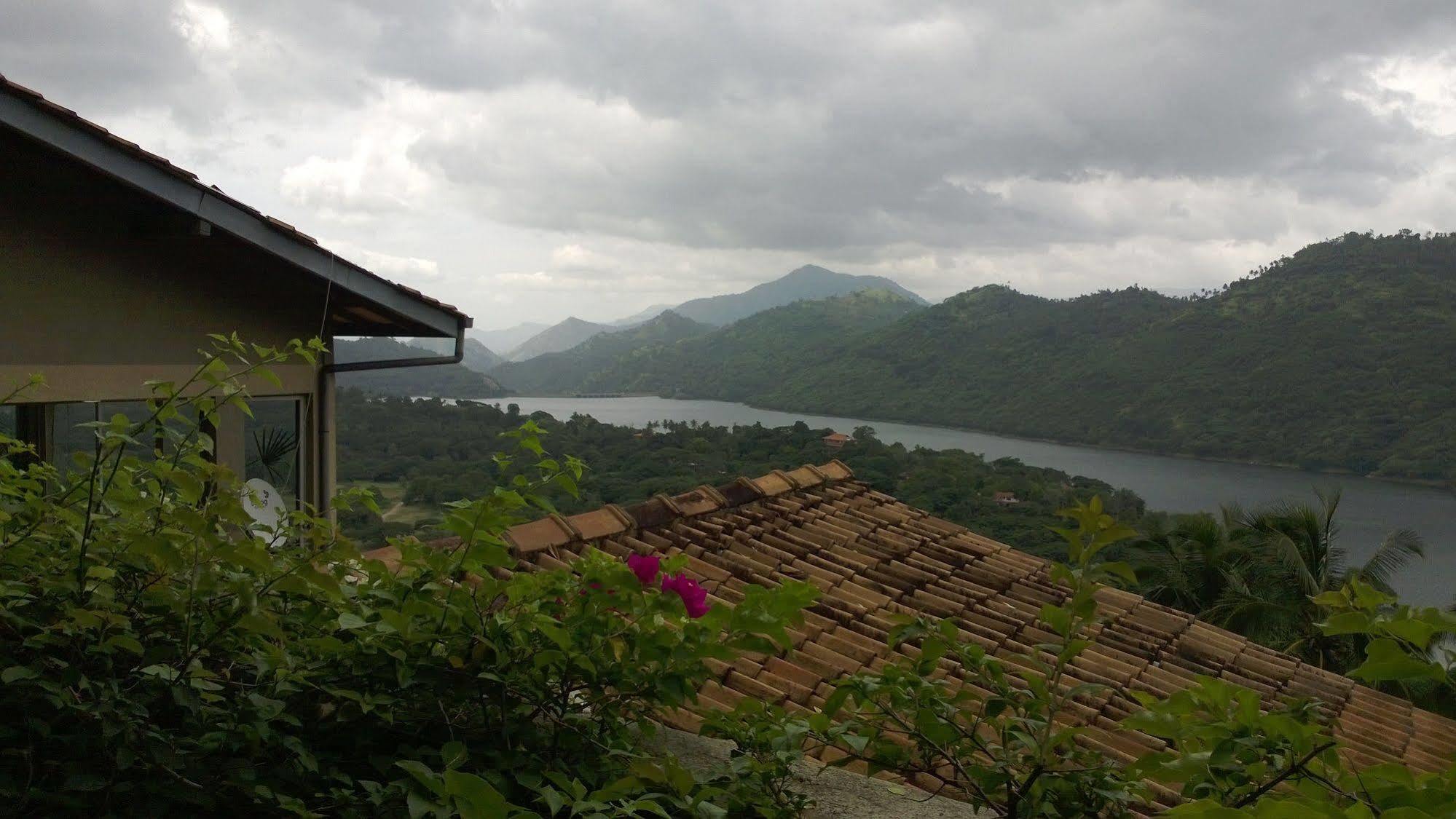Albatross Boutique Villa Kandy Buitenkant foto