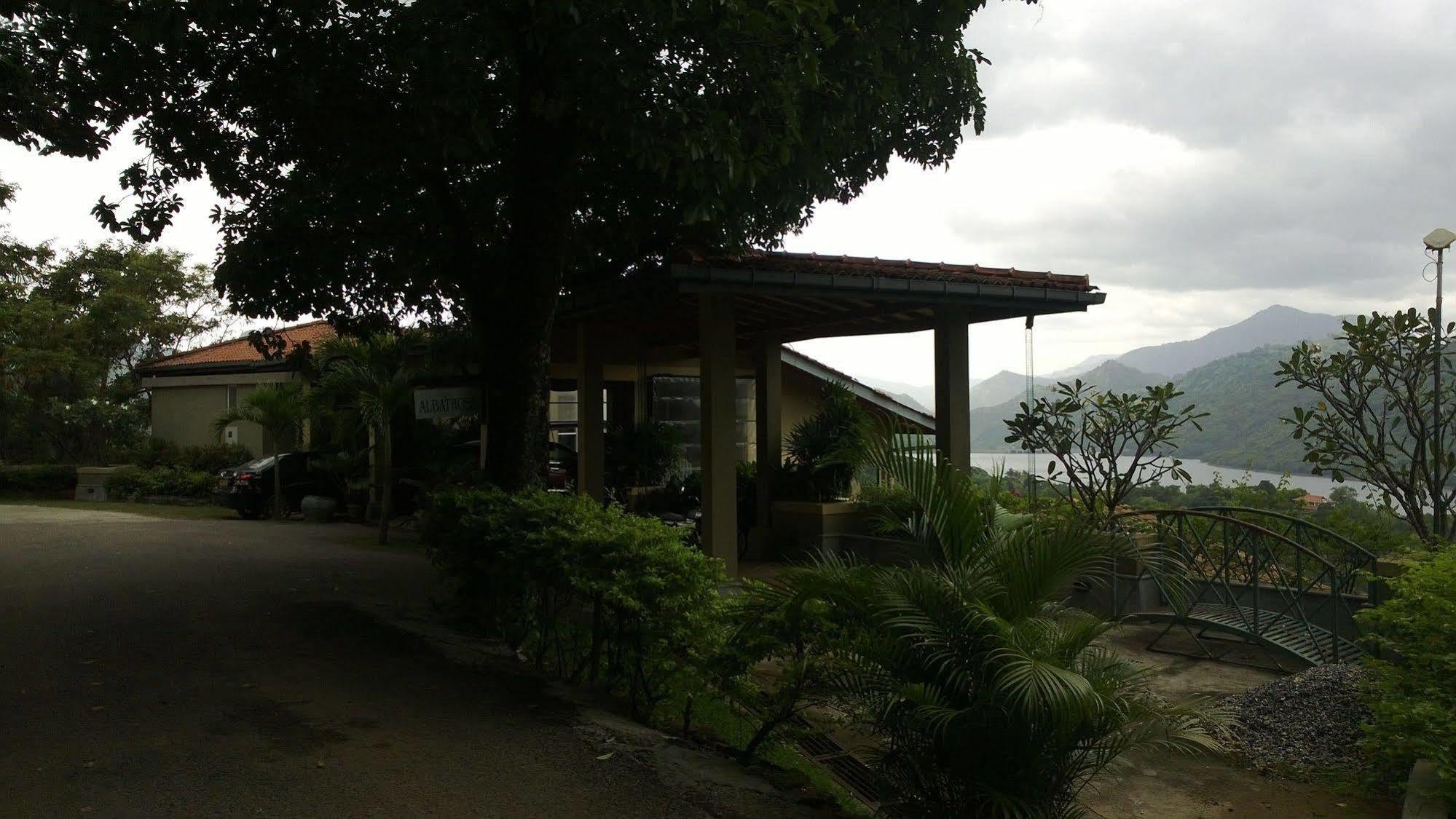 Albatross Boutique Villa Kandy Buitenkant foto