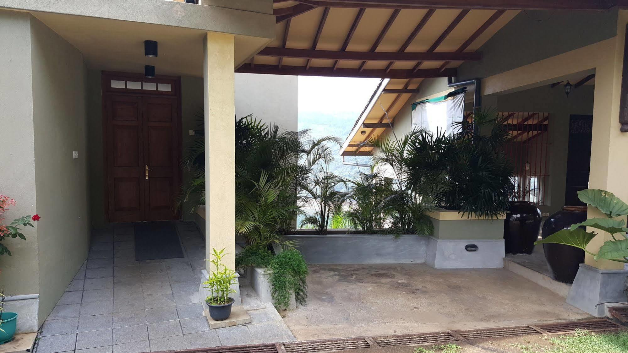 Albatross Boutique Villa Kandy Buitenkant foto